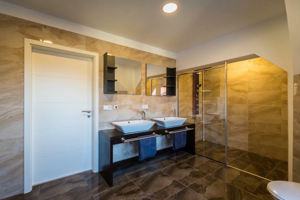 Apartment Buri Island *